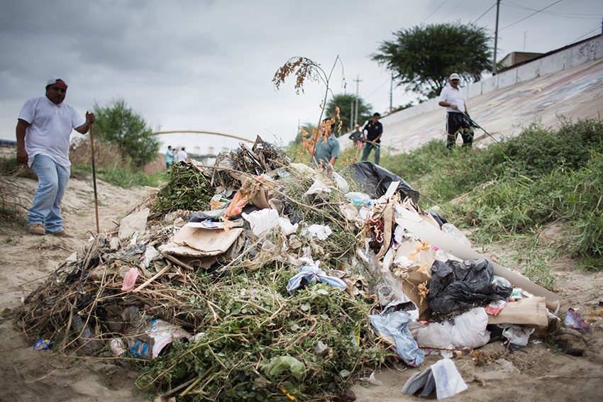 Limpieza del río Piura 23 de mayo de 2015Fotografía Desyree Valdiviezo Palacios21