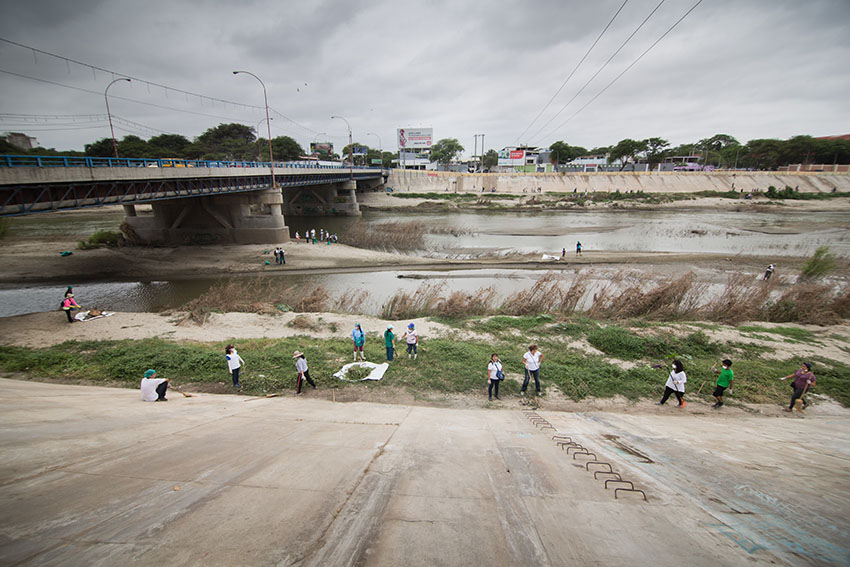 Limpieza del río Piura 23 de mayo de 2015Fotografía Desyree Valdiviezo Palacios22